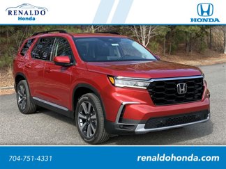 New 2025 Honda Pilot Touring image 1