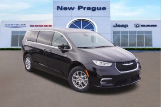 New 2025 Chrysler Pacifica Select w/ Uconnect Theater Family Group image 1
