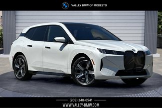New 2026 BMW iX xDrive60 w/ Premium Package image 1