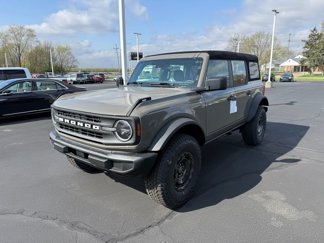 New 2025 Ford Bronco 4-Door image 1