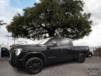 Used 2024 GMC Sierra 2500 AT4 w/ AT4 Premium Plus Package image 1
