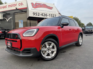 Used 2025 MINI Cooper Countryman S image 1