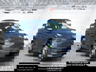 Used 2022 Tesla Model Y Long Range image 1