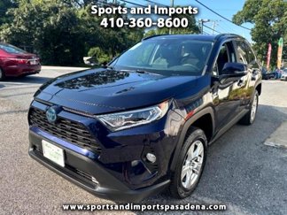 Used 2021 Toyota RAV4 XLE image 1