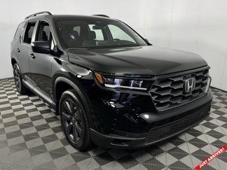 Certified 2025 Honda Pilot Sport image 1