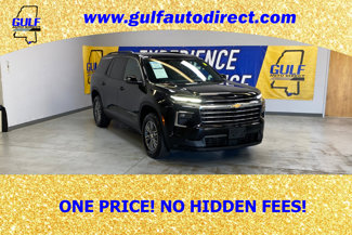 Used 2025 Chevrolet Traverse LT image 1