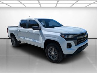 Used 2024 Chevrolet Colorado LT w/ LT Convenience Package image 1