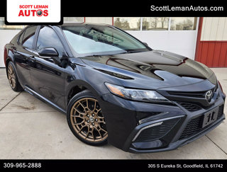 Used 2023 Toyota Camry SE image 1