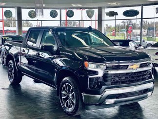 Used 2024 Chevrolet Silverado 1500 LT image 1