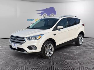 Used 2019 Ford Escape Titanium w/ U9j03 - Titanium Tow Package image 1