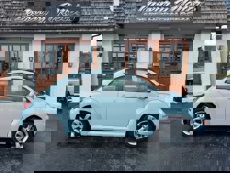 Used 2010 Volkswagen Beetle Coupe image 1