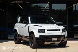 Used 2023 Land Rover Defender 110 V8 image 1