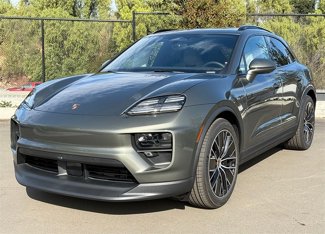 Used 2025 Porsche Macan Electric image 1