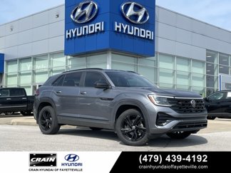 Used 2025 Volkswagen Atlas Cross Sport SEL R-Line image 1