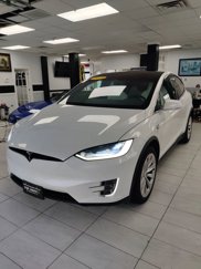 Used 2019 Tesla Model X 100D image 1