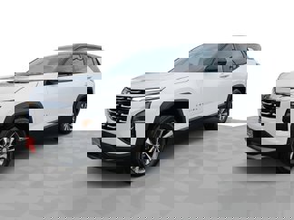 New 2026 Chevrolet Equinox LT w/ Convenience Package II image 1
