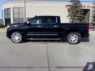 Used 2023 Chevrolet Silverado 1500 High Country w/ High Country Premium Package image 1