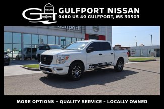 Used 2023 Nissan Titan SV image 1