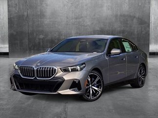 Used 2025 BMW 530i xDrive w/ M Sport Package image 1