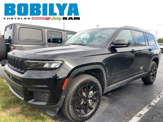 Used 2024 Jeep Grand Cherokee L Laredo image 1