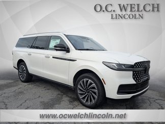 New 2025 Lincoln Navigator L Black Label image 1