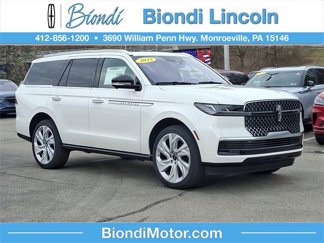 New 2025 Lincoln Navigator Reserve image 1