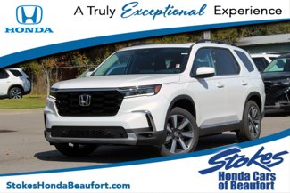 New 2025 Honda Pilot Touring image 1
