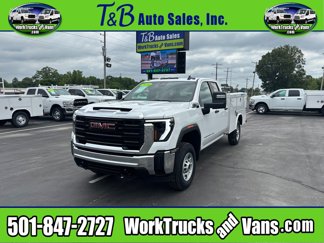 Used 2024 GMC Sierra 2500 Pro w/ Convenience Package image 1
