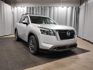 New 2025 Nissan Pathfinder SV image 1