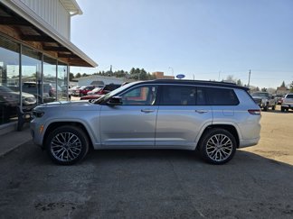 New 2025 Jeep Grand Cherokee L Summit image 1
