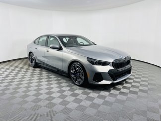 Used 2025 BMW i5 xDrive40 w/ M Sport Package image 1