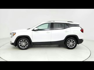 Used 2024 GMC Terrain SLT image 1