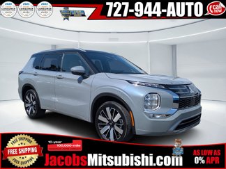 New 2025 Mitsubishi Outlander SEL image 1