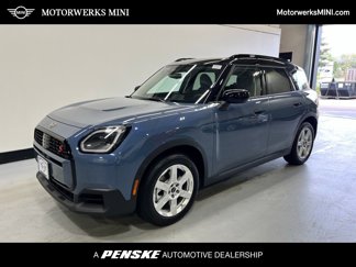 Used 2025 MINI Cooper Countryman S w/ Comfort Package Max image 1