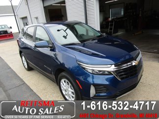 Used 2023 Chevrolet Equinox LT w/ Driver Convenience Package image 1