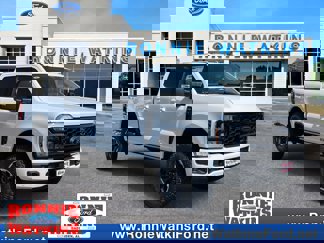 New 2026 Ford F250 4x4 Crew Cab Super Duty image 1