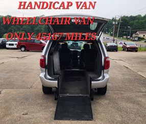 Used 2007 Dodge Grand Caravan SXT image 1