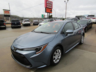 Used 2024 Toyota Corolla LE image 1