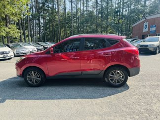 Used 2015 Hyundai Tucson SE image 1