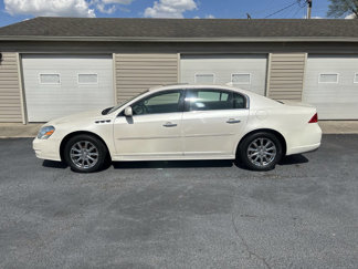 Used 2011 Buick Lucerne CXL image 1