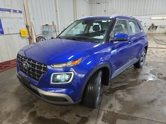 Used 2023 Hyundai Venue Limited image 1