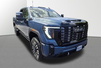 New 2025 GMC Sierra 3500 Denali Ultimate image 1