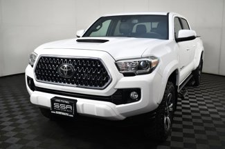 Used 2019 Toyota Tacoma TRD Sport image 1