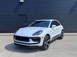 New 2025 Porsche Macan image 1