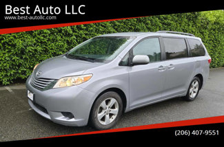Used 2015 Toyota Sienna LE image 1
