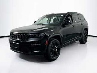 Used 2023 Jeep Grand Cherokee Limited w/ Black Appearance Package image 1