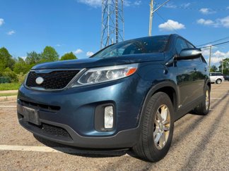 Used 2014 Kia Sorento LX image 1