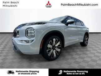 New 2025 Mitsubishi Outlander SEL image 1