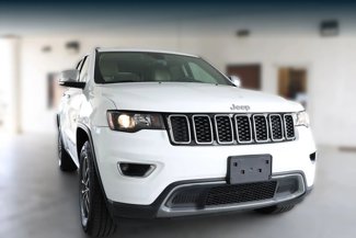 Used 2018 Jeep Grand Cherokee Limited image 1