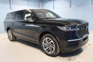 New 2025 Lincoln Navigator L Reserve image 1